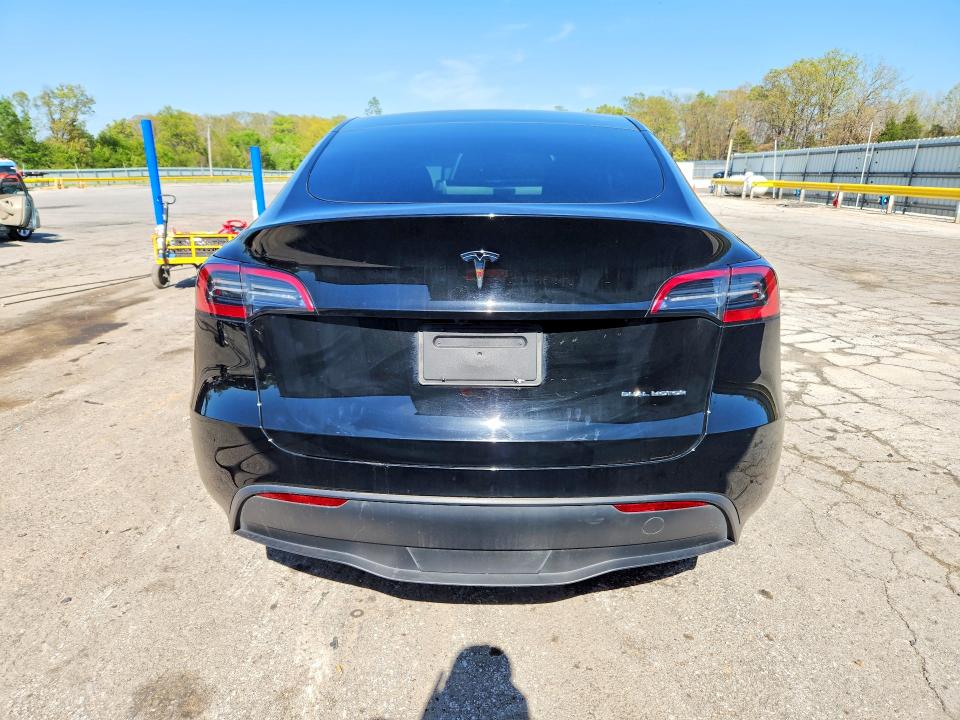 2024 Tesla Model Y მანქანა იყიდება აუქციონზე, vin: 7SAYGAEE5RF987107, აუქციონის ნომერი: 50238256