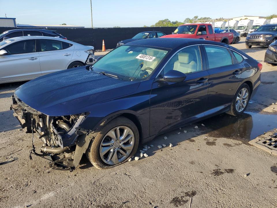 48081316 :رقم المزاد ، 1HGCV1F18JA247526 vin ، 2018 Honda Accord مزاد بيع