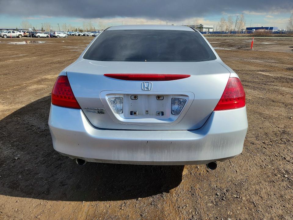 2006 Honda Accord მანქანა იყიდება აუქციონზე, vin: 1HGCM66596A800310, აუქციონის ნომერი: 49113606