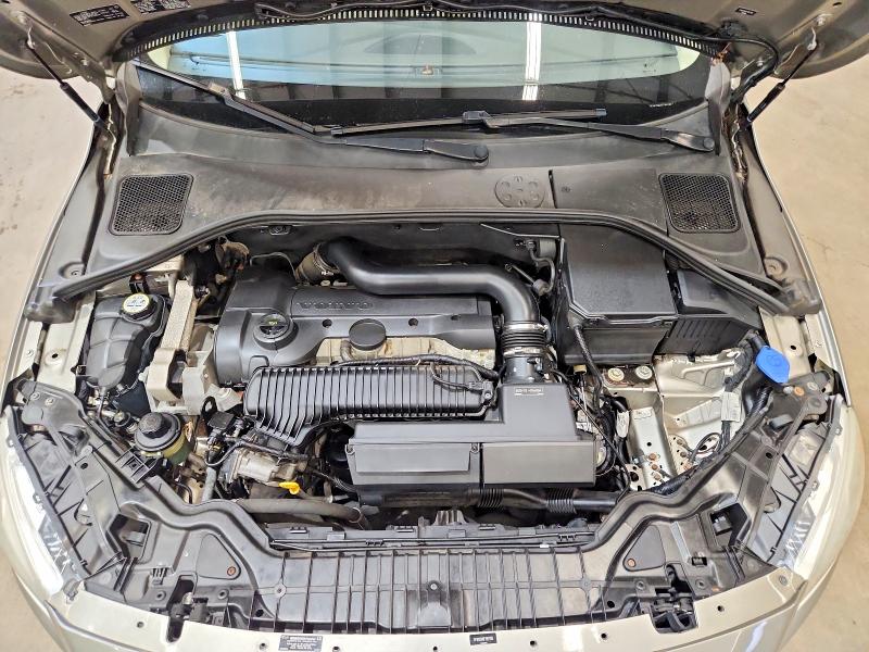 2015 Volvo V60 მანქანა იყიდება აუქციონზე, vin: YV1612SM9F1267136, აუქციონის ნომერი: 51161266