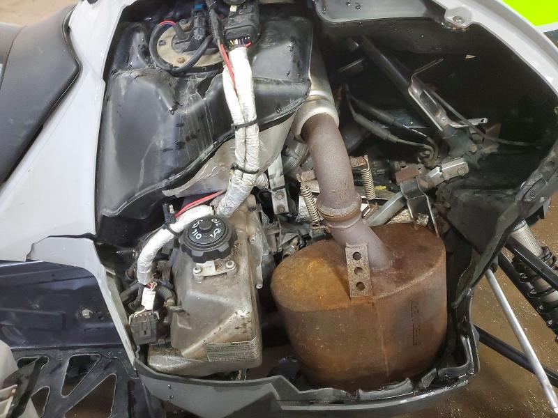 48866936 :رقم المزاد ، 4UF18SNW6JT100750 vin ، 2018 Arctic Cat Zr8000 137 Sp Es Er مزاد بيع