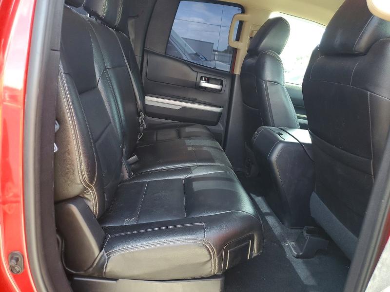49593976 :رقم المزاد ، 5TFRM5F11JX126062 vin ، 2018 Toyota Tundra مزاد بيع