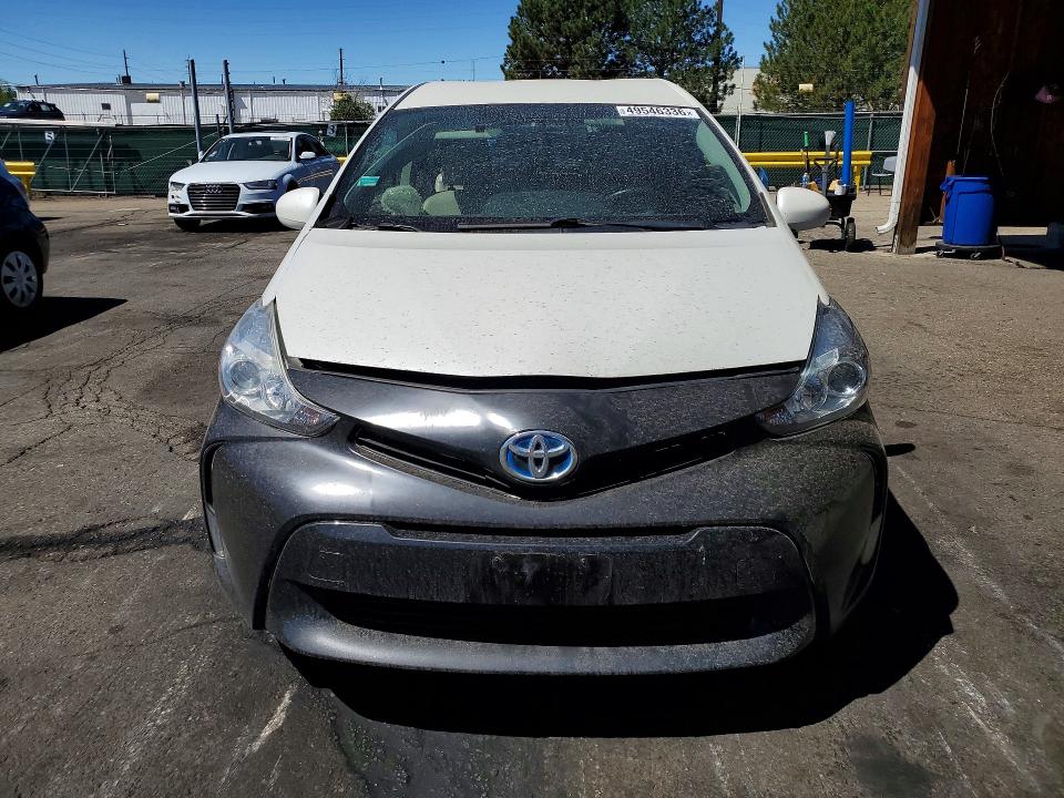 49546336 :رقم المزاد ، JTDZN3EU9FJ018487 vin ، 2015 Toyota Prius V مزاد بيع