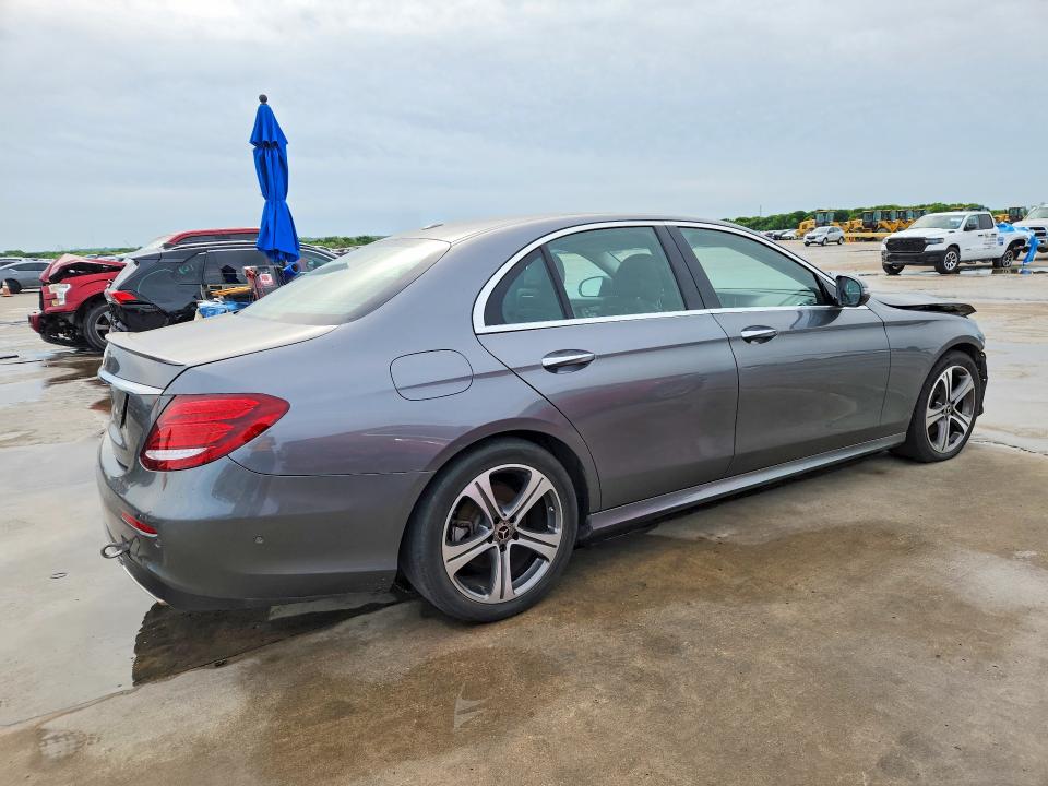 2018 Mercedes-benz E მანქანა იყიდება აუქციონზე, vin: WDDZF4JB0JA378592, აუქციონის ნომერი: 48279976