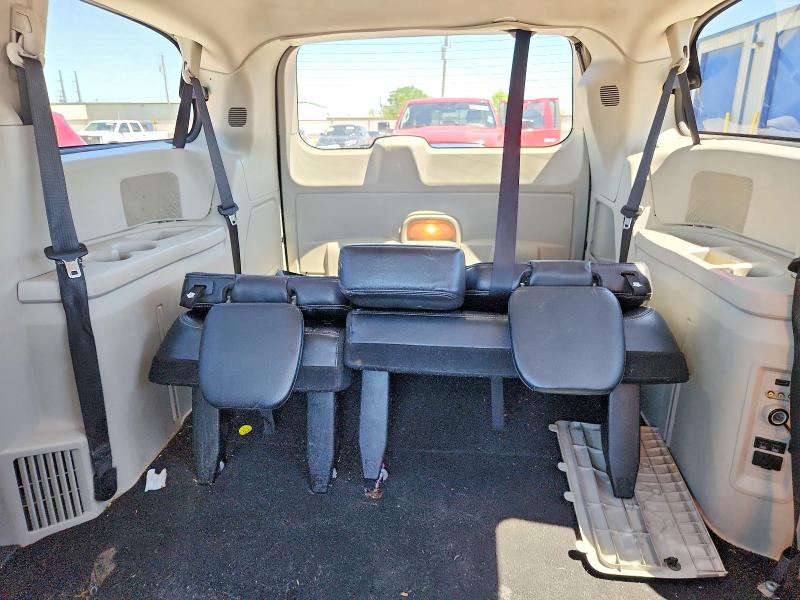 48678366 :رقم المزاد ، 2C4RC1BG9FR510084 vin ، 2015 Chrysler Town & Country مزاد بيع
