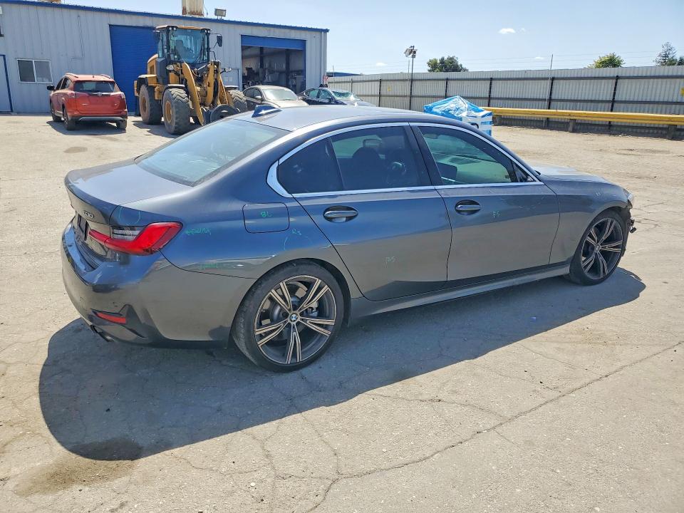 49515916 :رقم المزاد ، 3MW5R1J01L8B06934 vin ، 2020 Bmw 330i مزاد بيع