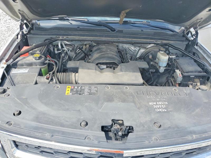 48779576 :رقم المزاد ، 1GNSKHKC5JR242893 vin ، 2018 Chevrolet Suburban مزاد بيع
