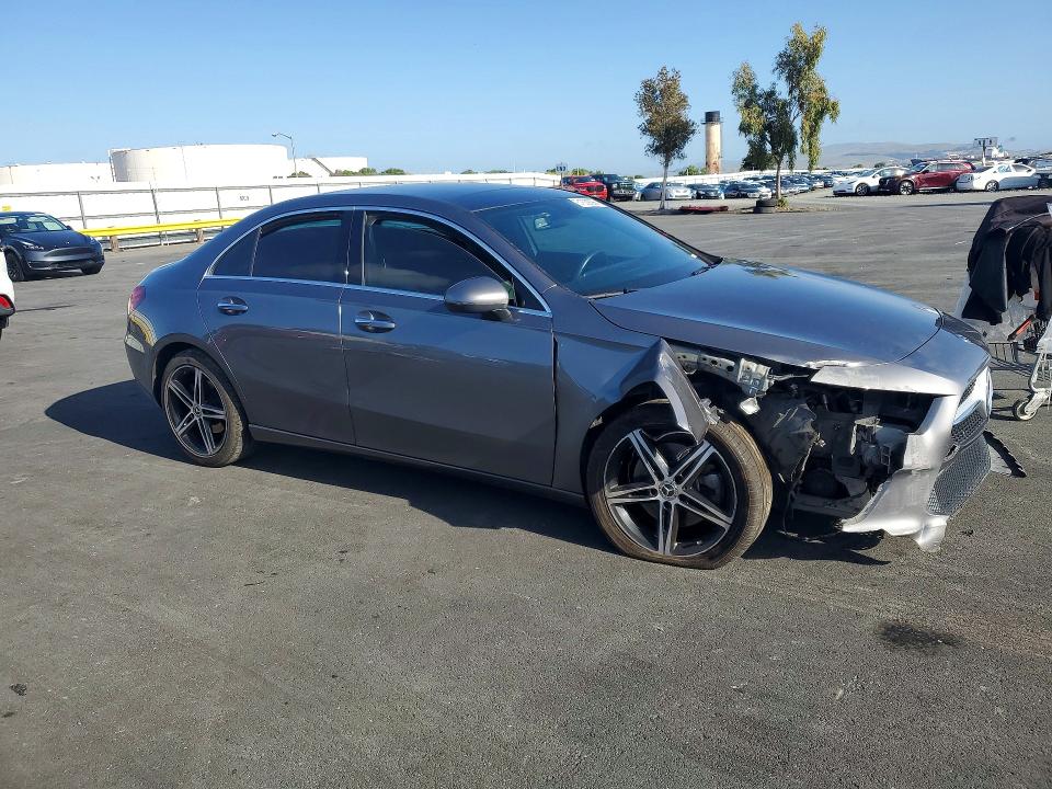 51639296 :رقم المزاد ، WDD3G4EB1KW029359 vin ، 2019 Mercedes-benz A مزاد بيع