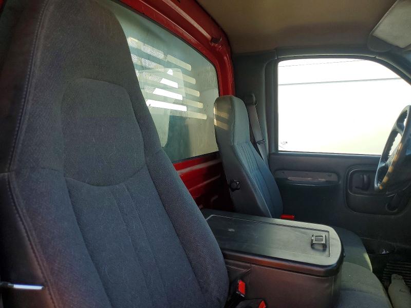 51025486 :رقم المزاد ، 1GDE4C1245F523923 vin ، 2005 Gmc C4500 مزاد بيع