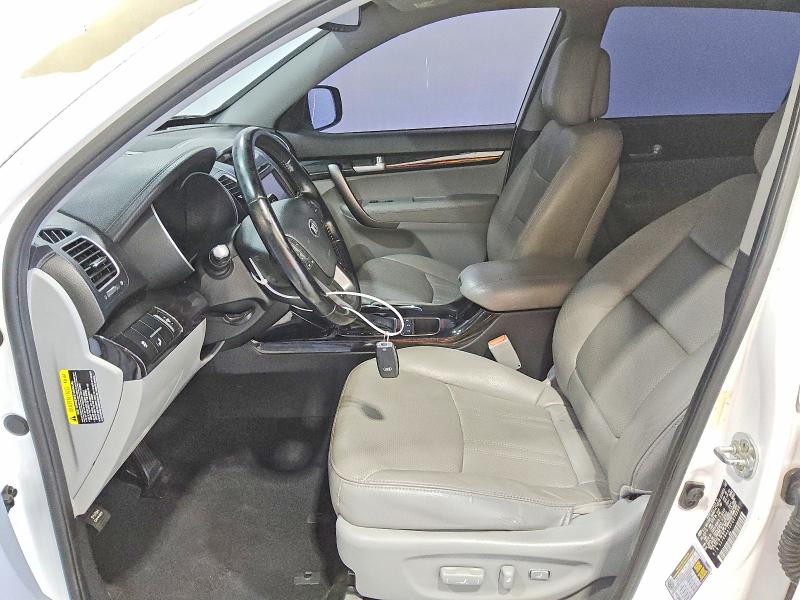 Продаж на аукціоні авто 2015 Kia Sorento, vin: 5XYKW4A70FG613250, номер лоту: 49050686