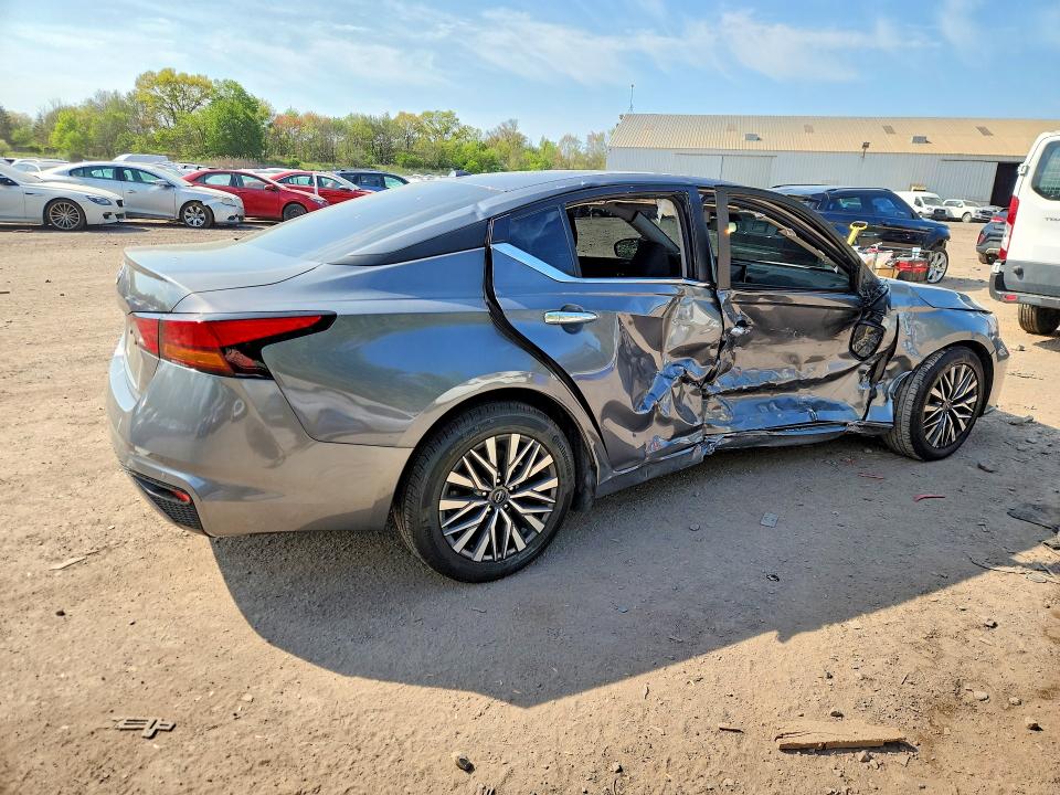 51138106 :رقم المزاد ، 1N4BL4DV2SN381035 vin ، 2025 Nissan Altima مزاد بيع