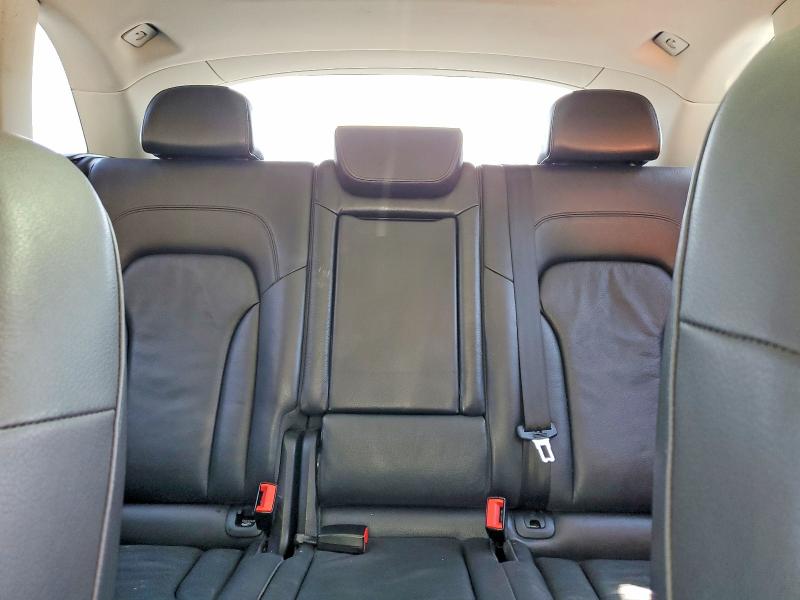 2014 Audi Q5 მანქანა იყიდება აუქციონზე, vin: WA1LFAFP8EA005299, აუქციონის ნომერი: 49645636