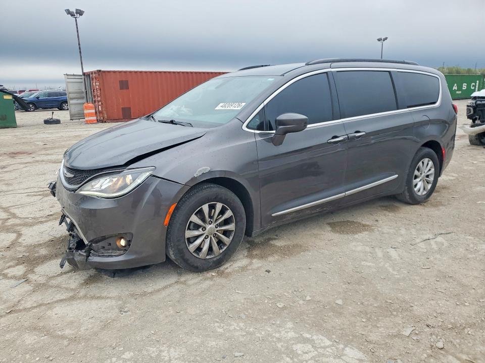 2017 Chrysler Pacifica მანქანა იყიდება აუქციონზე, vin: 2C4RC1BG4HR592437, აუქციონის ნომერი: 48209126
