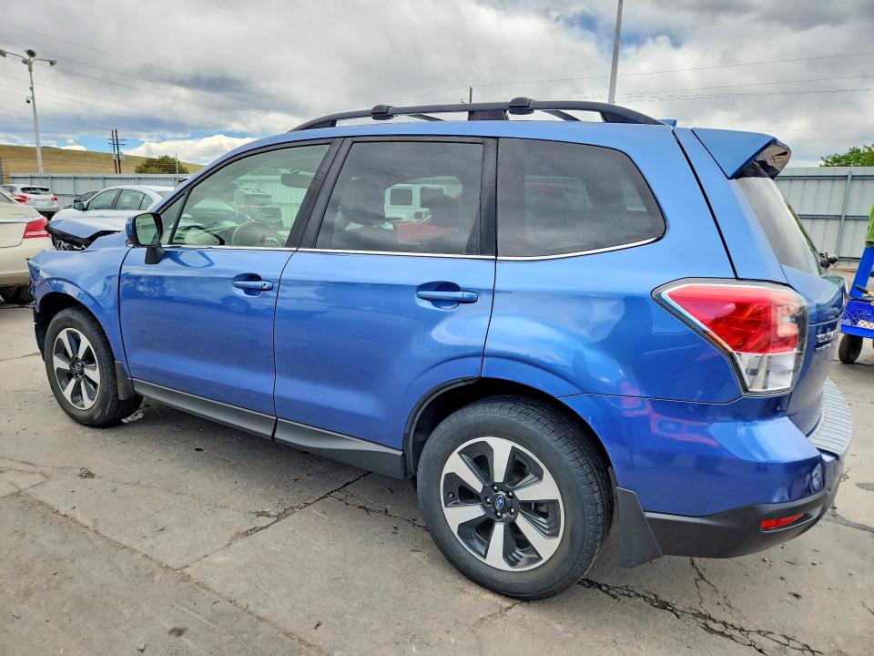 2018 Subaru Forester მანქანა იყიდება აუქციონზე, vin: JF2SJAJC7JH415597, აუქციონის ნომერი: 50959656
