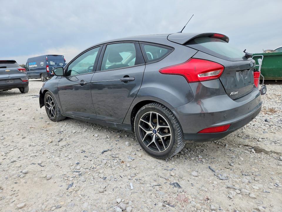 50648136 :رقم المزاد ، 1FADP3M29HL324008 vin ، 2017 Ford Focus مزاد بيع