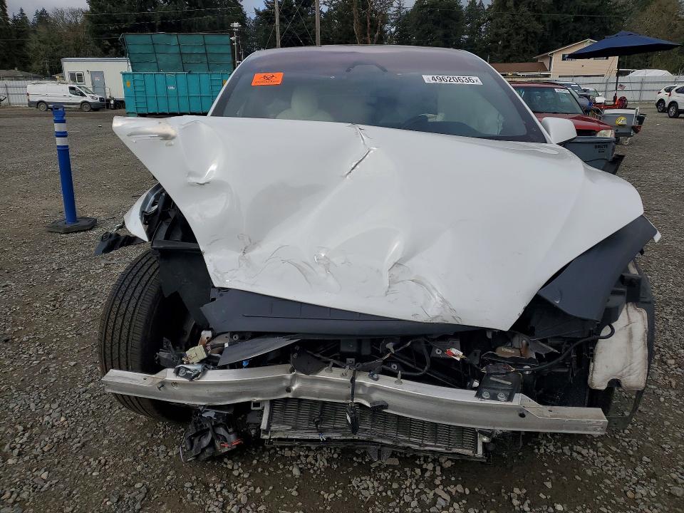 49620636 :رقم المزاد ، 7SAXCDE51NF335684 vin ، 2022 Tesla Model X مزاد بيع
