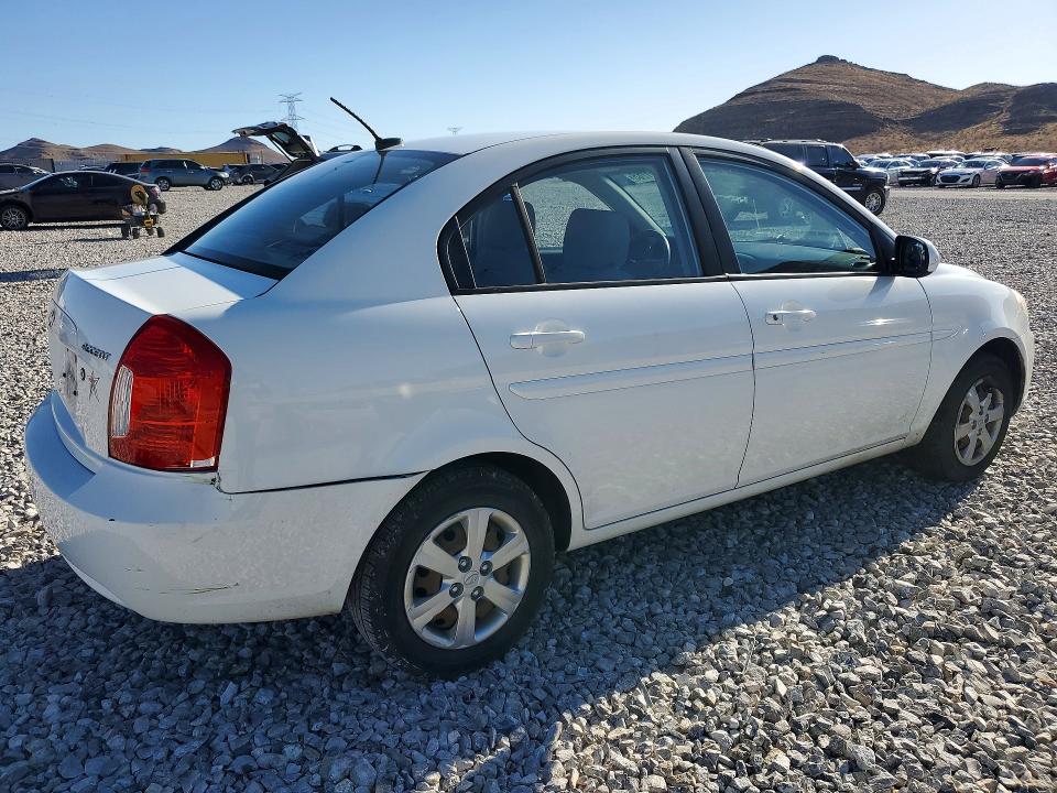 Продаж на аукціоні авто 2011 Hyundai Accent, vin: KMHCN4AC7BU611732, номер лоту: 51461766