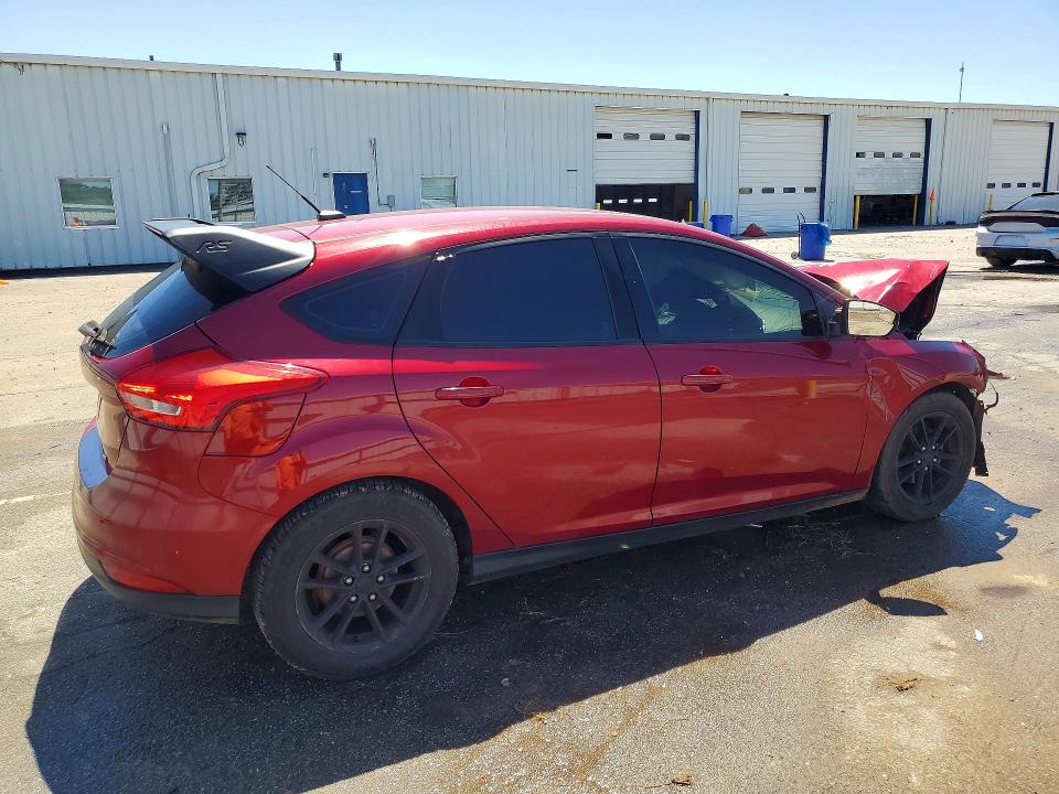 48919296 :رقم المزاد ، 1FADP3K22HL231639 vin ، 2017 Ford Focus مزاد بيع