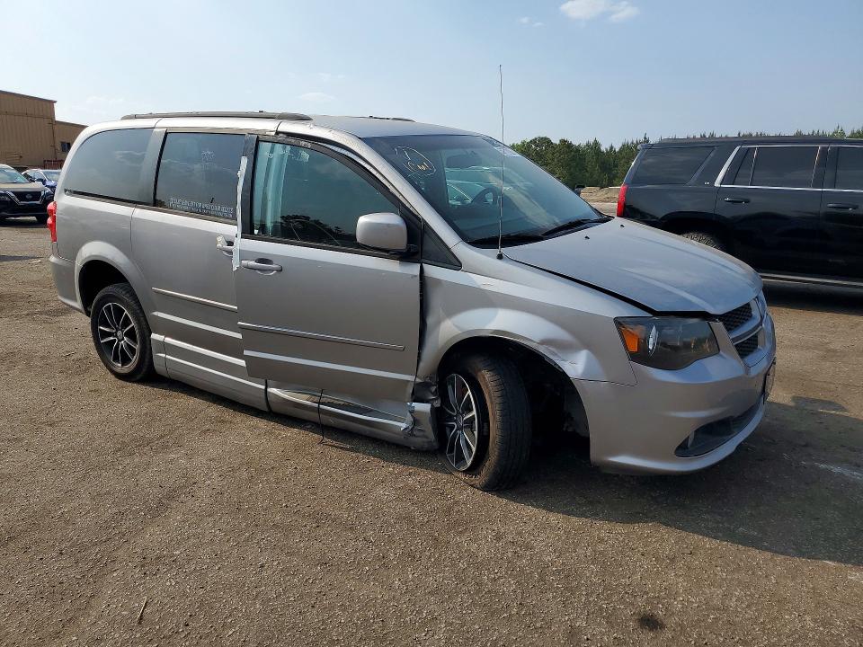 50772106 :رقم المزاد ، 2C4RDGEG8HR558092 vin ، 2017 Dodge Grand Caravan مزاد بيع