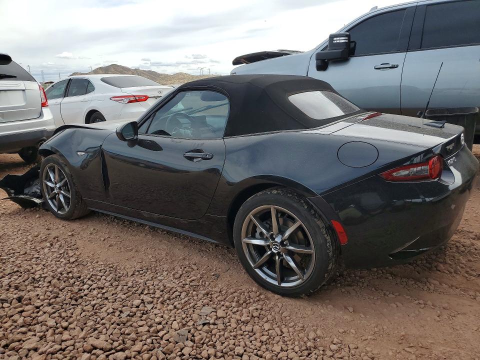 49477636 :رقم المزاد ، JM1NDAD79L0417015 vin ، 2020 Mazda Mx-5 Miata مزاد بيع