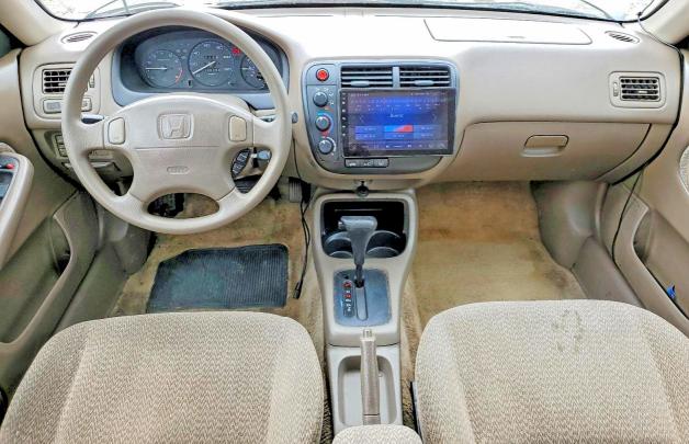 50352156 :رقم المزاد ، 2HGEJ8647YH546458 vin ، 2000 Honda Civic مزاد بيع