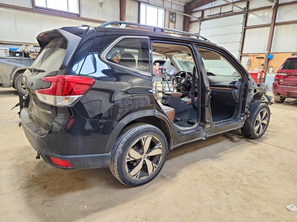 Продажа на аукционе авто 2019 Subaru Forester 2.5i Premie, vin: JF2SKEWC4KH437216, номер лота: 48435886