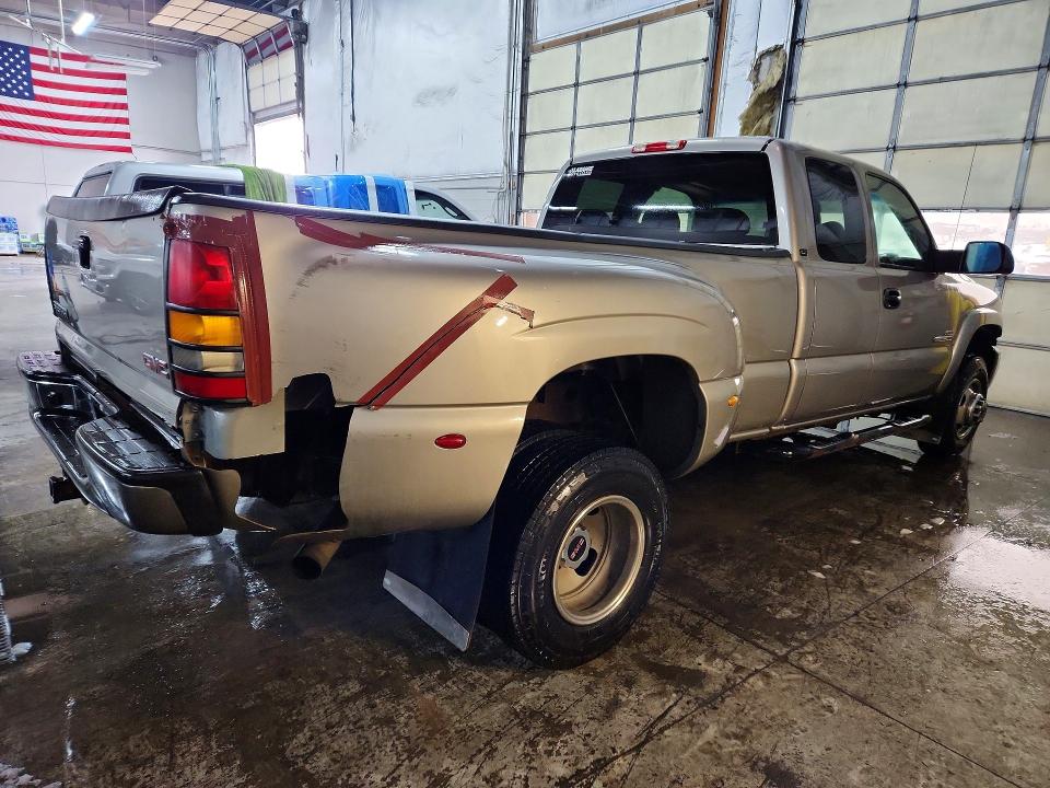 Продажа на аукционе авто 2003 Gmc New Sierra, vin: 1GTJK39193E298535, номер лота: 49640036