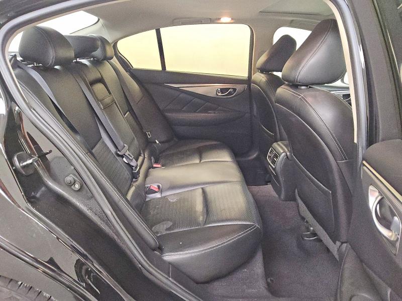 48180456 :رقم المزاد ، JN1EV7AP2JM355423 vin ، 2018 Infiniti Q50 مزاد بيع