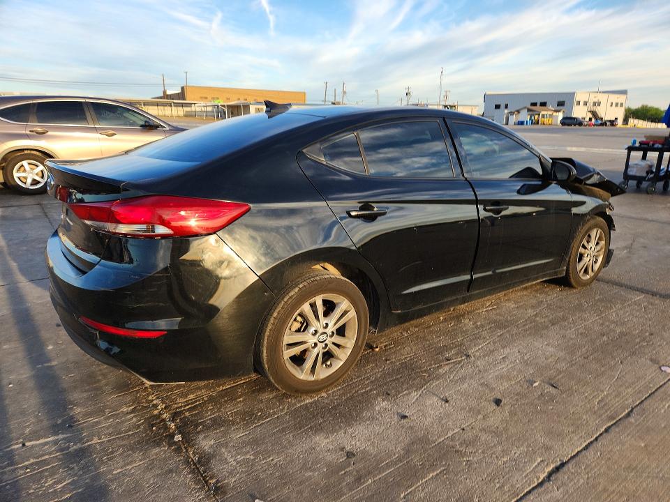 2018 Hyundai Elantra მანქანა იყიდება აუქციონზე, vin: 5NPD84LF4JH237077, აუქციონის ნომერი: 48419526