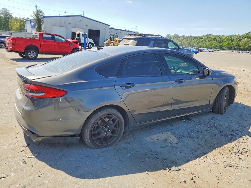 Продаж на аукціоні авто 2018 Ford Fusion, vin: 3FA6P0LU0JR137614, номер лоту: 50018686