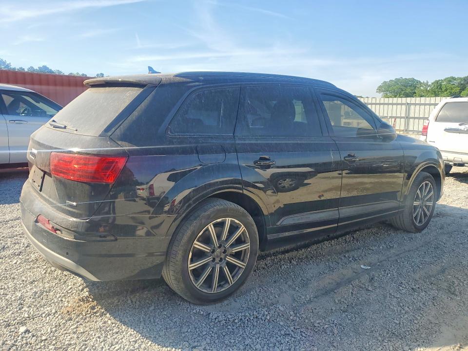 Продажа на аукционе авто 2017 Audi Q7, vin: WA1LHAF72HD050851, номер лота: 49686366