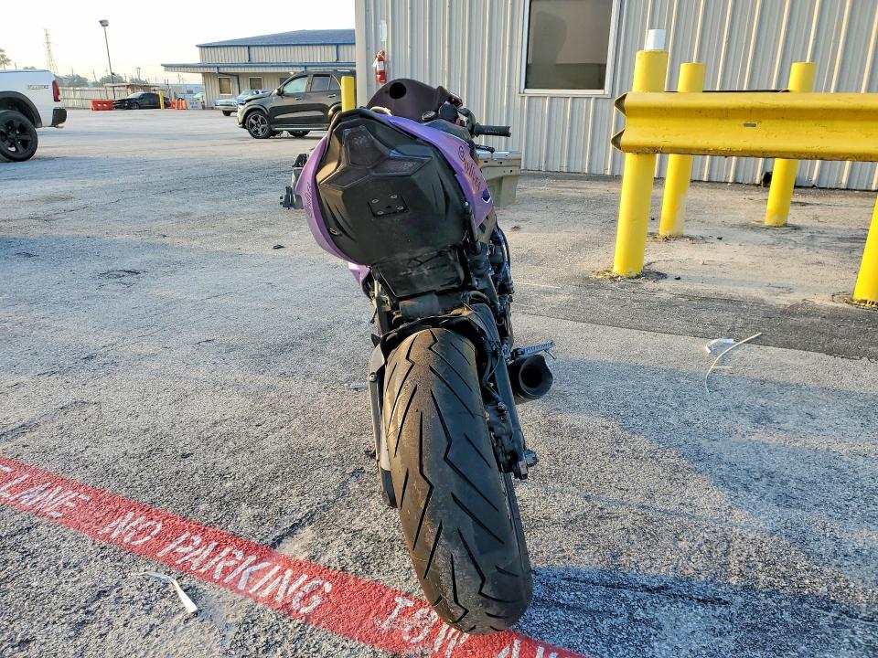 Продажа на аукционе авто 2024 Kawasaki Zx636, vin: JKBZXJK13RA001851, номер лота: 49621386