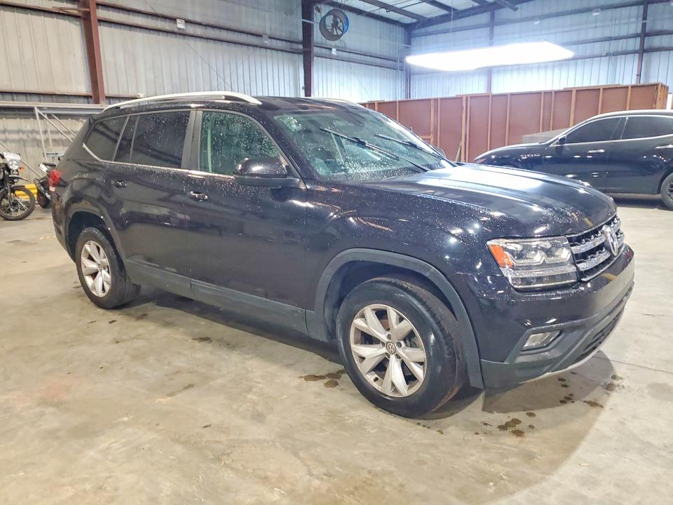 48488256 :رقم المزاد ، 1V2CR2CA5JC540316 vin ، 2018 Volkswagen Atlas مزاد بيع
