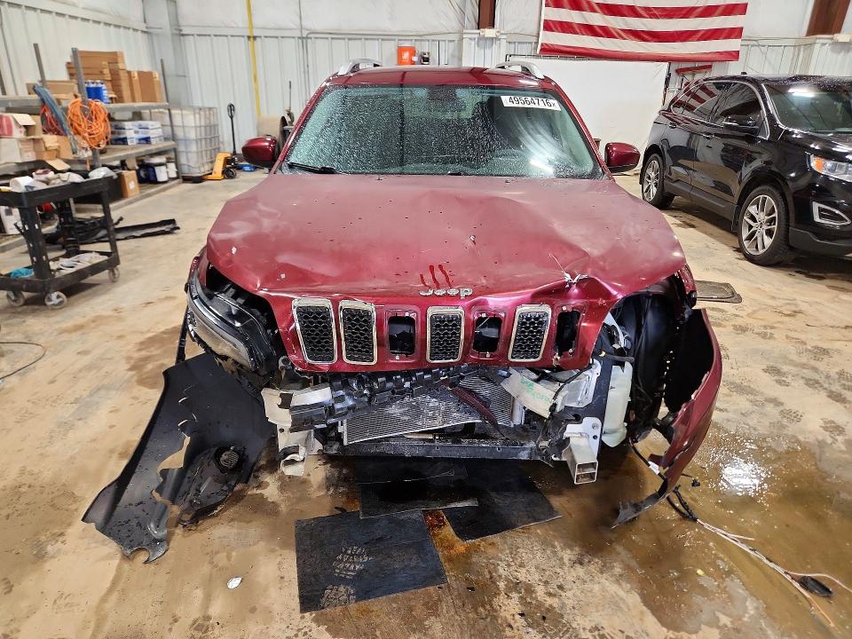 49564716 :رقم المزاد ، 1C4PJLCB6KD221849 vin ، 2019 Jeep Cherokee مزاد بيع