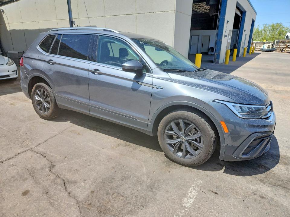 Продажа на аукционе авто 2024 Volkswagen Tiguan, vin: 3VV2B7AX6RM108240, номер лота: 50693896