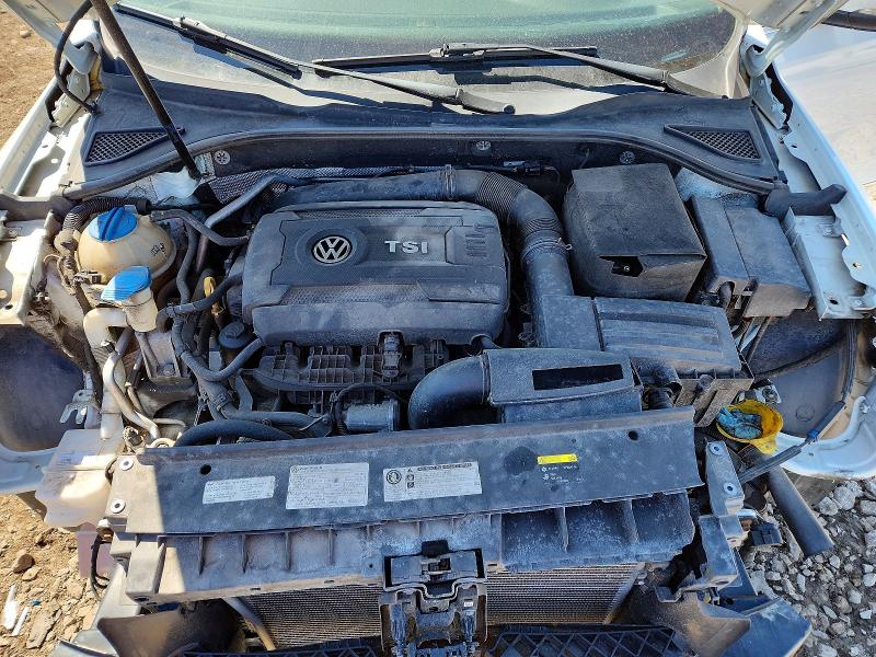 50564306 :رقم المزاد ، 1VWDT7A33HC052627 vin ، 2017 Volkswagen Passat مزاد بيع