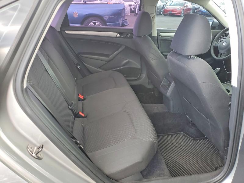 48656496 :رقم المزاد ، 1VWAP7A37DC101264 vin ، 2013 Volkswagen Passat مزاد بيع