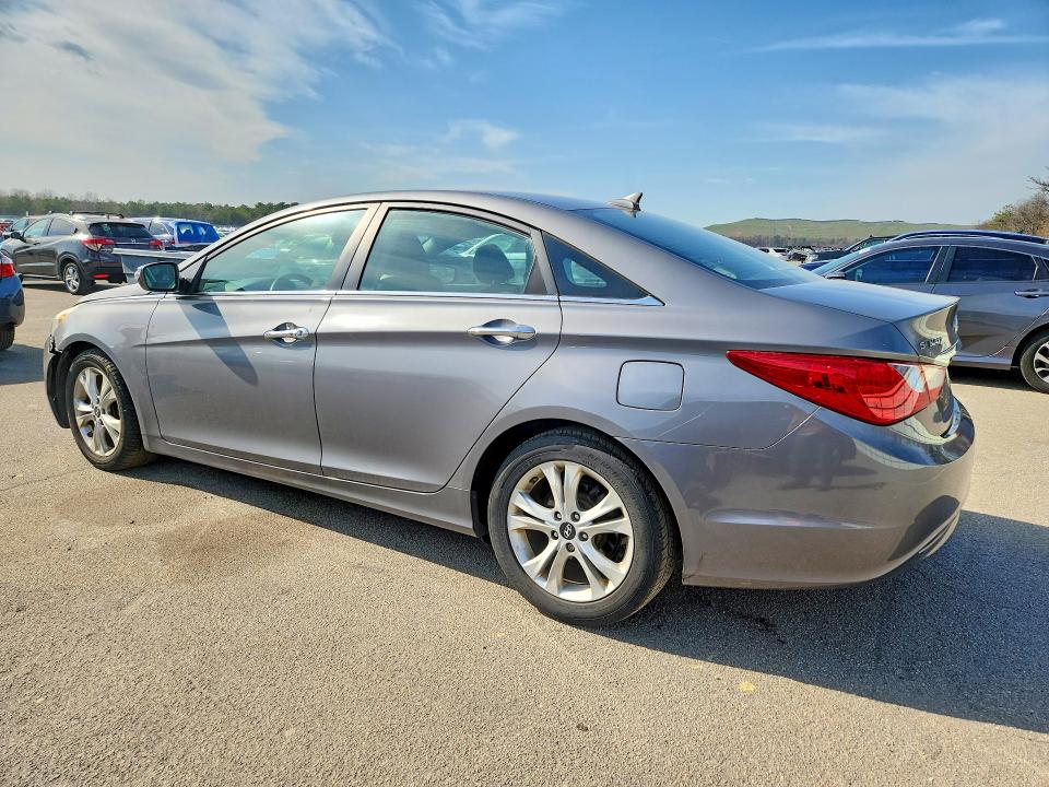 51131906 :رقم المزاد ، 5NPEC4AC0BH305503 vin ، 2011 Hyundai Sonata مزاد بيع