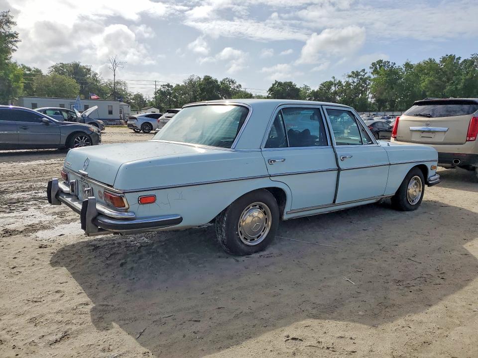 1971 Mercedes Benz 280 მანქანა იყიდება აუქციონზე, vin: 10801612074016, აუქციონის ნომერი: 49234386