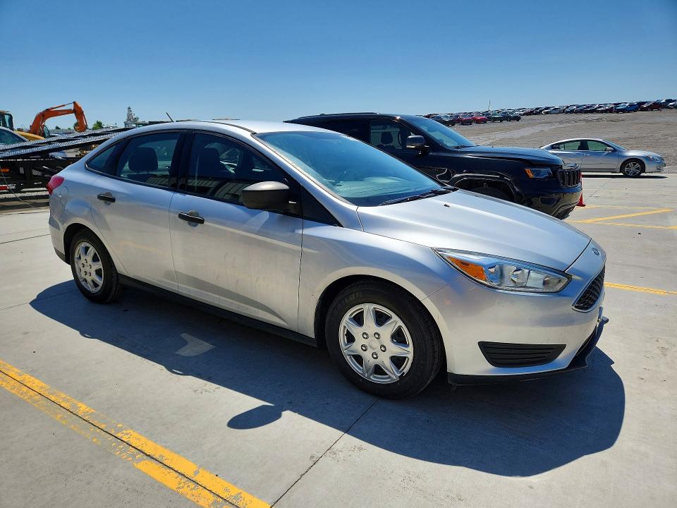 2018 Ford Focus მანქანა იყიდება აუქციონზე, vin: 1FADP3E21JL223114, აუქციონის ნომერი: 47573066