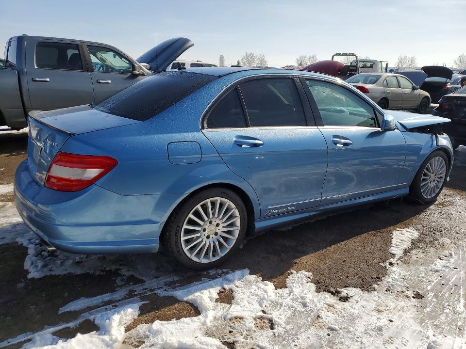 2011 Mercedes-benz C მანქანა იყიდება აუქციონზე, vin: WDDGF8FB8BA502021, აუქციონის ნომერი: 47863756