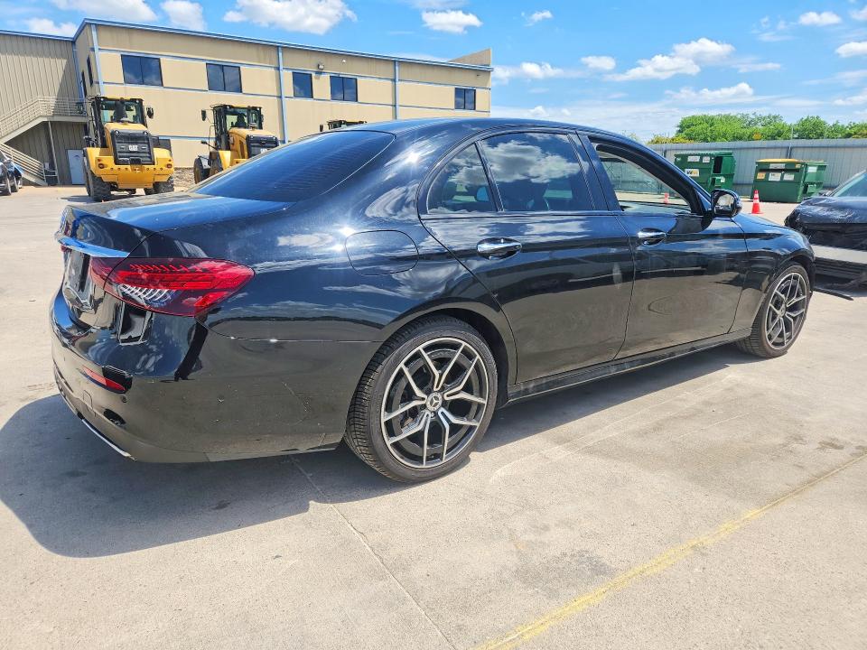 Продажа на аукционе авто 2022 Mercedes-benz E, vin: W1KZF8DB8NB098731, номер лота: 49123476