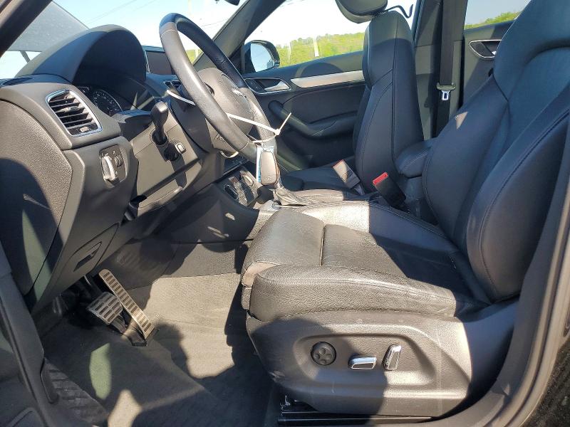 48921156 :رقم المزاد ، WA1BCCFS6JR007004 vin ، 2018 Audi Q3 مزاد بيع