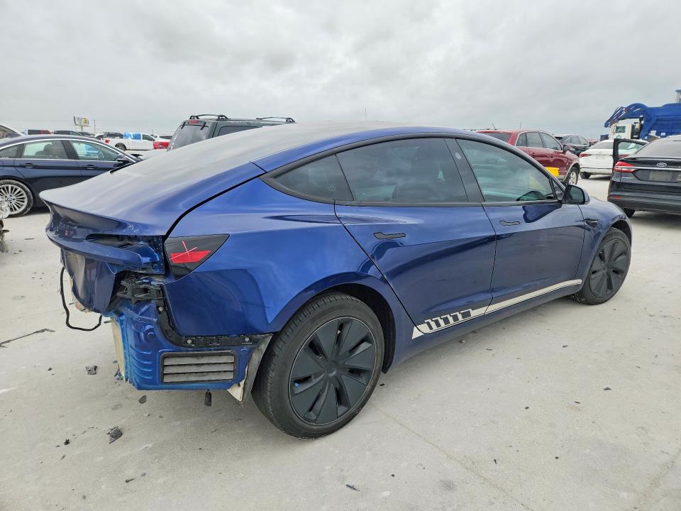 Продажа на аукционе авто 2024 Tesla Model 3, vin: 5YJ3E1EA4RF860715, номер лота: 47992466