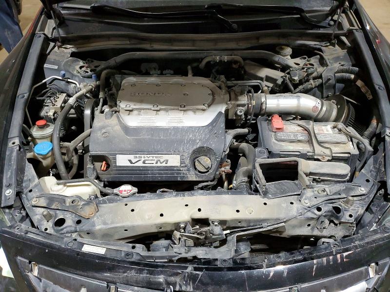 51125126 :رقم المزاد ، 1HGCS2B80BA800415 vin ، 2011 Honda Accord مزاد بيع