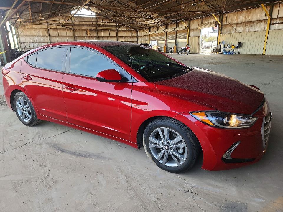 2017 Hyundai Elantra მანქანა იყიდება აუქციონზე, vin: KMHD84LF8HU261605, აუქციონის ნომერი: 51267856