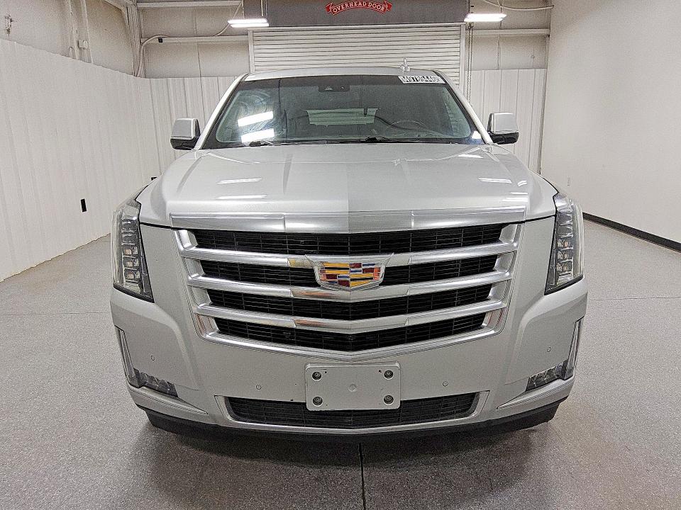 2018 Cadillac Escalade მანქანა იყიდება აუქციონზე, vin: 1GYS3BKJ7JR115364, აუქციონის ნომერი: 49789446