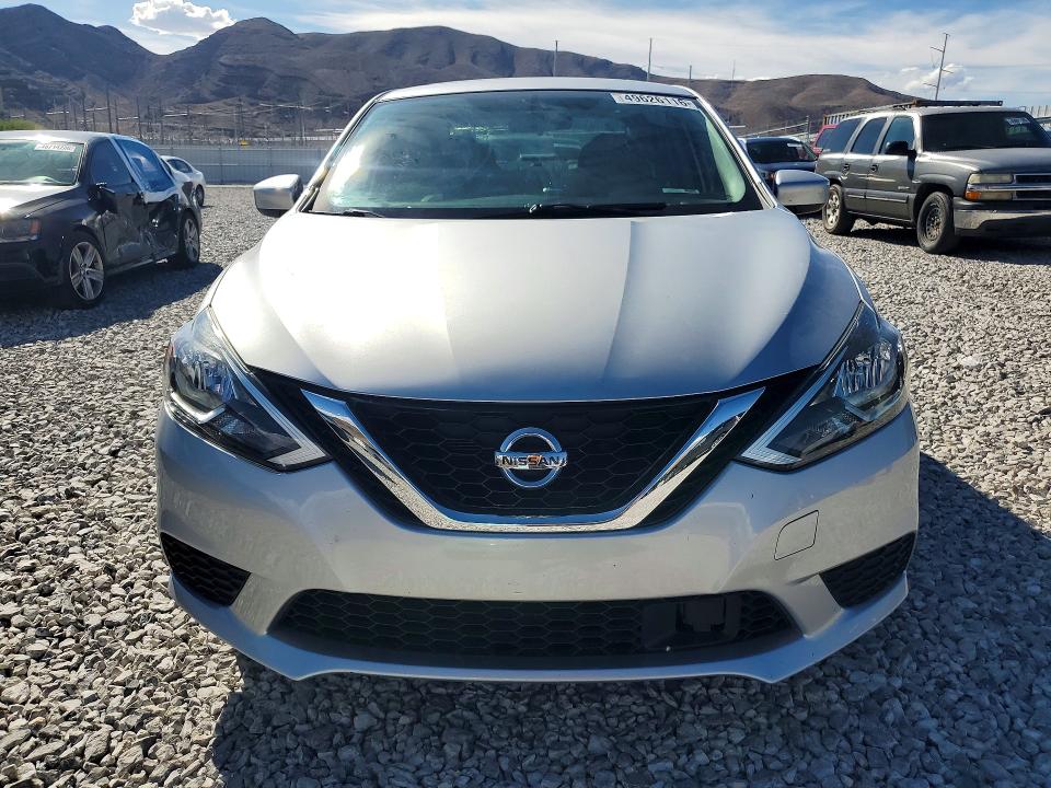49626116 :رقم المزاد ، 3N1AB7AP5KY374845 vin ، 2019 Nissan Sentra مزاد بيع