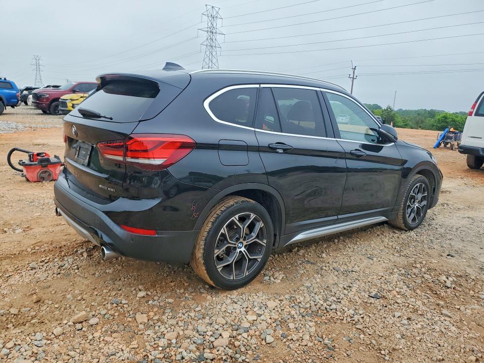 51370286 :رقم المزاد ، WBXJG7C07M5S50772 vin ، 2021 Bmw X1 مزاد بيع