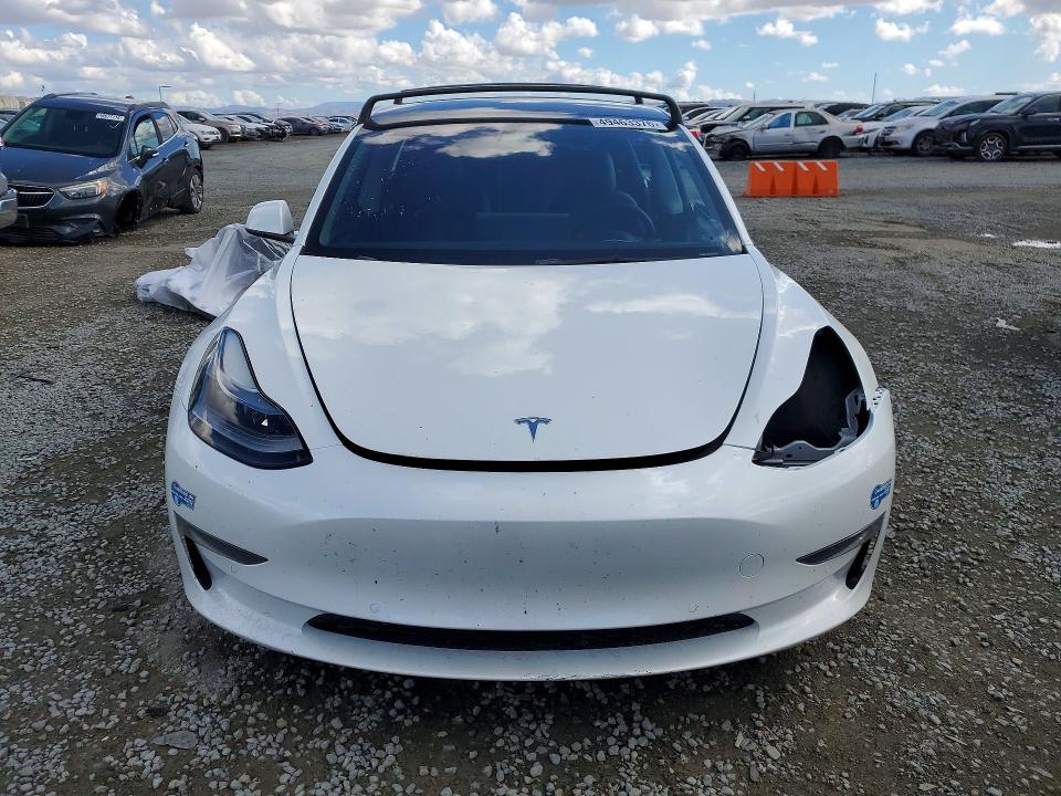 2021 Tesla Model 3 მანქანა იყიდება აუქციონზე, vin: 5YJ3E1EB9MF006921, აუქციონის ნომერი: 49463376